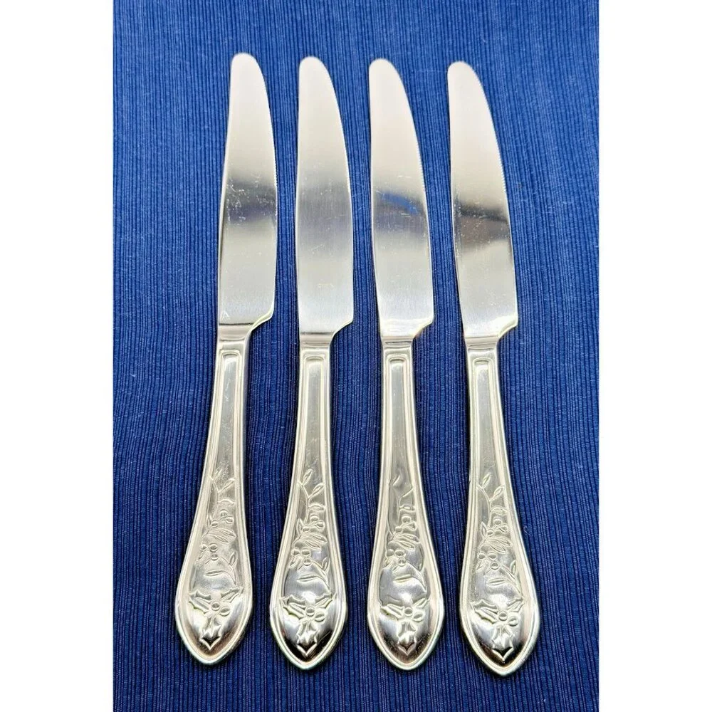 Pfaltzgraff Winterberry Holly Dinner Knife Stainless No Color Flatware Lot of 4‎
